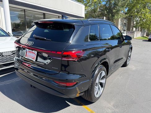 Used 2025 Audi Q6 e-tron Premium Plus w/ Premium Plus AWD/4WD image 10