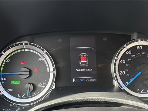 Used 2021 Toyota Highlander LE image 17