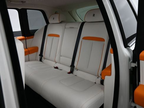 New 2026 Rolls-Royce Cullinan AWD/4WD image 24