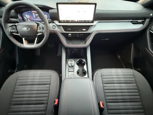 New 2026 Ford Explorer ST-Line w/ ST-Line Street Pack image 12