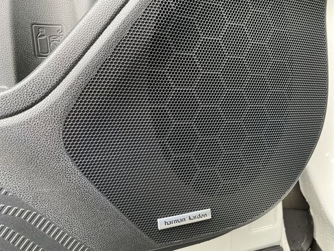 Used 2025 Subaru Forester Touring image 25