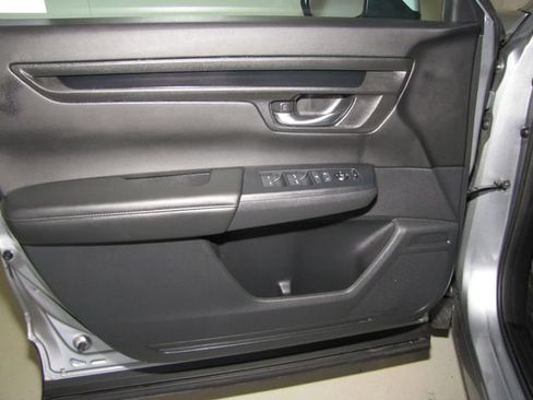 Certified 2024 Honda CR-V EX image 10