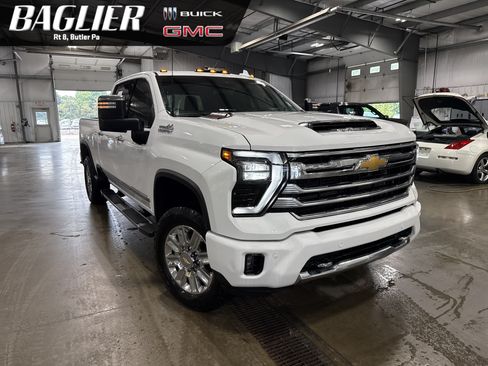 Used 2024 Chevrolet Silverado 2500 High Country w/ High Country Premium Package AWD/4WD image 1