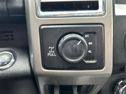 Used 2017 Ford F250 Lariat w/ Lariat Ultimate Package image 27