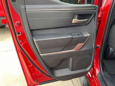 Used 2025 Toyota Tundra SR5 AWD/4WD image 19