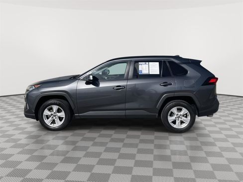 Used 2021 Toyota RAV4 XLE image 11