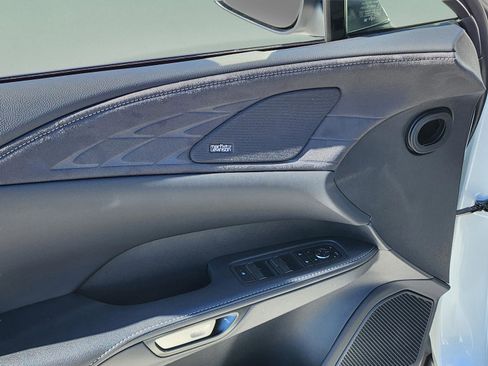 New 2026 Lexus RX 450h AWD image 9