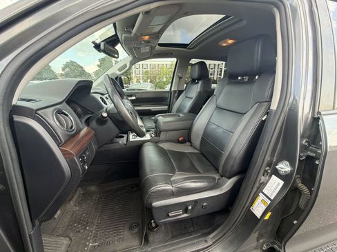 Used 2021 Toyota Tundra Limited w/ Limited Premium Package AWD/4WD image 13