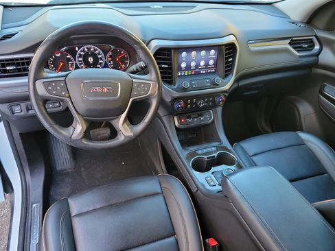 Used 2022 GMC Acadia AT4 w/ Technology Package image 21