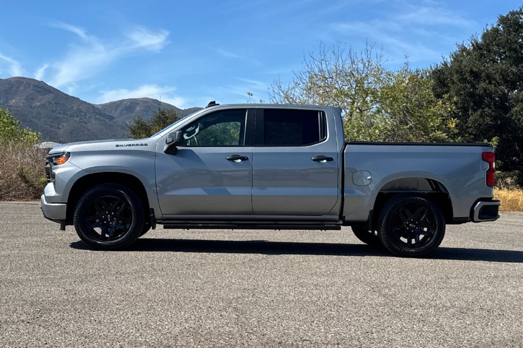Used 2025 Chevrolet Silverado 1500 Custom RWD image 7