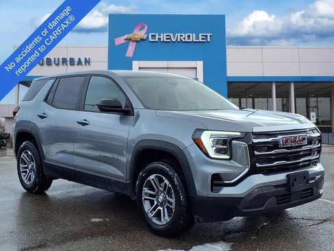 Used 2025 GMC Terrain Elevation image 3