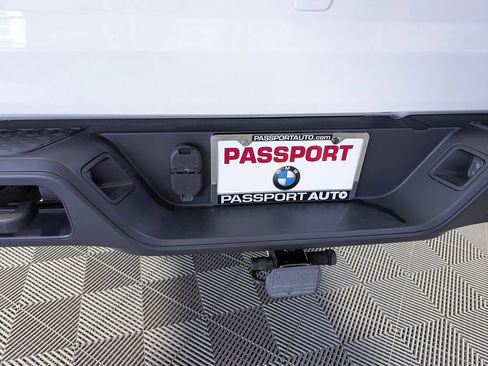Used 2024 Jeep Gladiator Sport AWD/4WD image 13