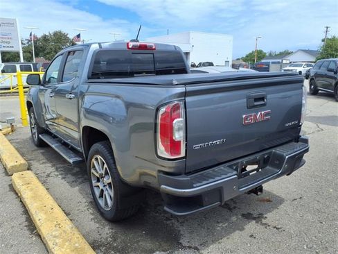 Used 2019 GMC Canyon Denali image 5