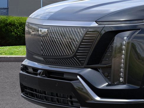 New 2026 Cadillac Vistiq Premium Luxury w/ LPO, Floor Liner Package image 13