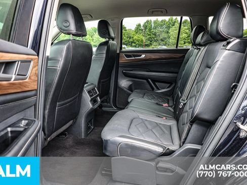 Used 2024 Volkswagen Atlas SE FWD image 19