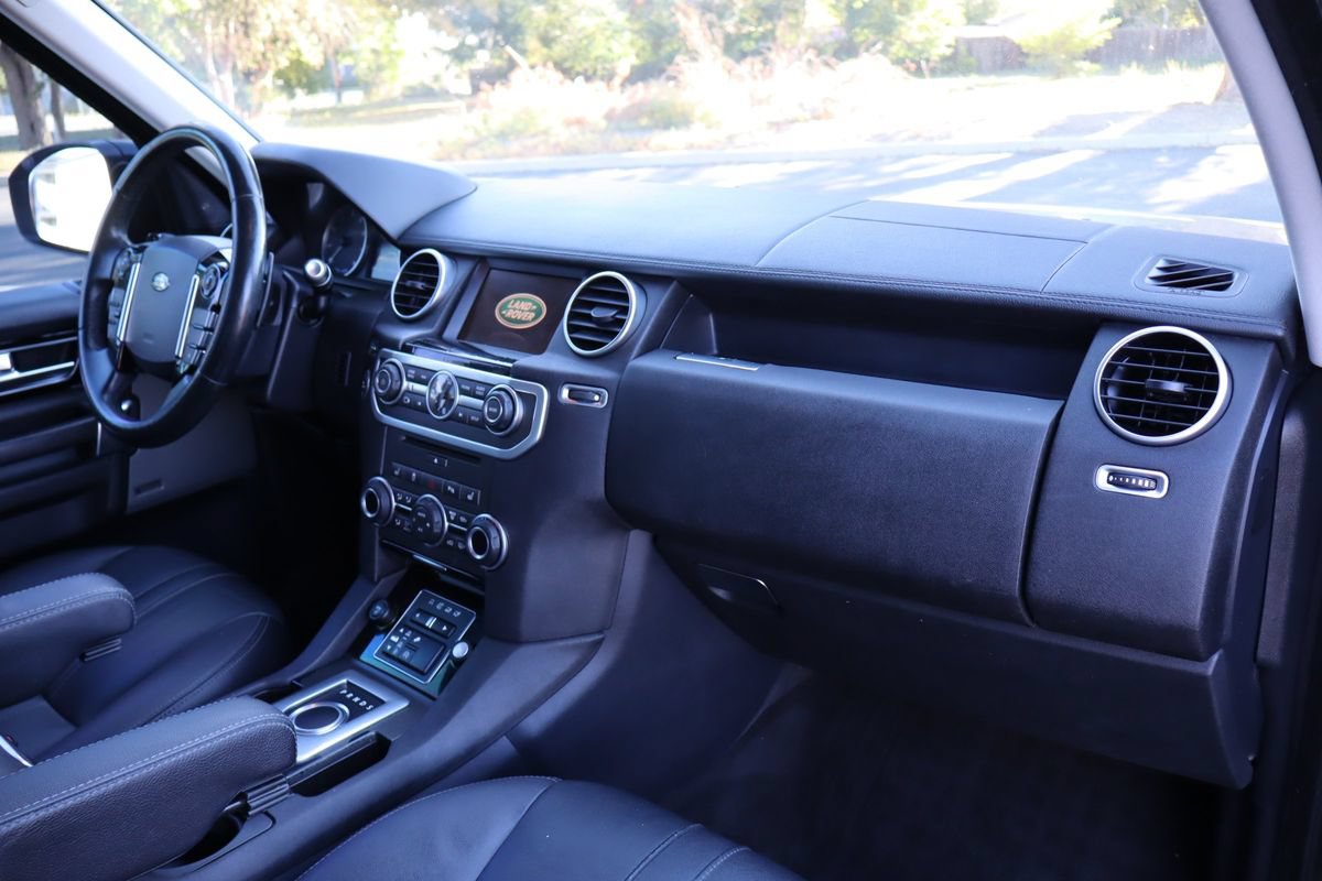 Used 2016 Land Rover LR4 HSE AWD/4WD image 18