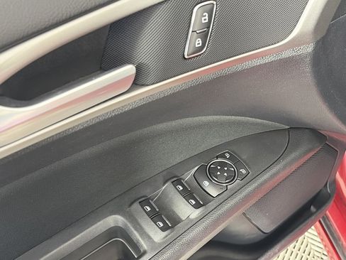 Certified 2020 Ford Fusion SE image 26