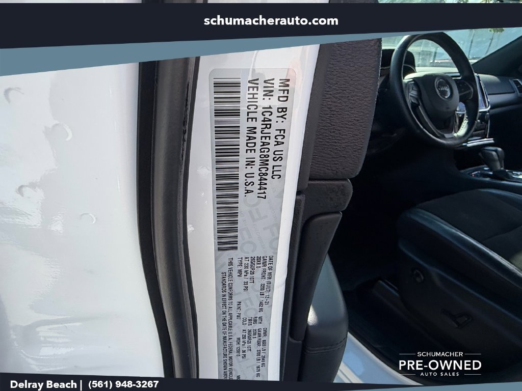 Certified 2021 Jeep Grand Cherokee Laredo X RWD image 18