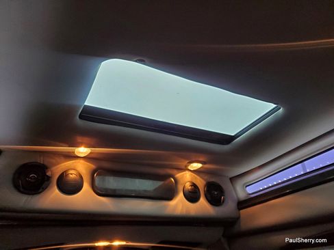 Used 2019 GMC Savana 2500 w/ Enhanced Convenience Package image 5