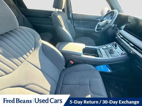 Used 2024 Hyundai Palisade Calligraphy image 31