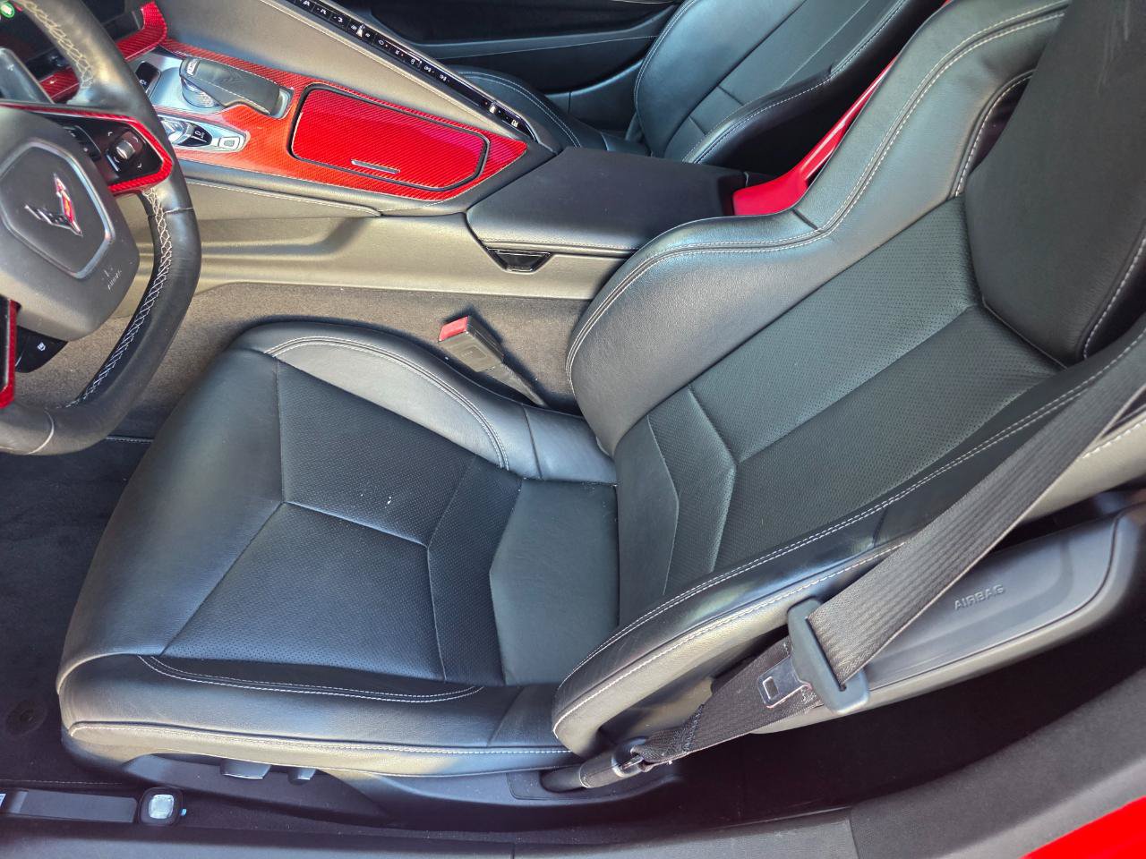 Used 2020 Chevrolet Corvette Stingray Coupe w/ 1LT RWD image 31