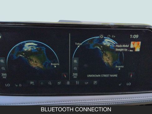 Used 2024 Nissan Ariya FWD image 17