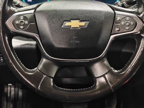 Used 2018 Chevrolet Traverse LT FWD image 5