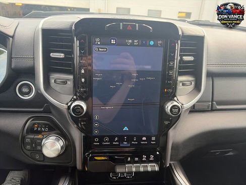Used 2023 RAM 1500 Laramie AWD/4WD image 19