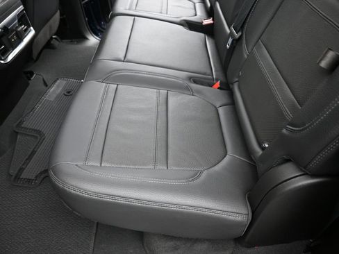 Used 2022 GMC Sierra 3500 Denali w/ Denali Ultimate Package image 29