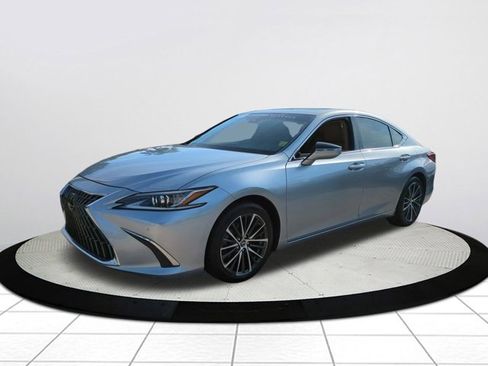 Certified 2022 Lexus ES 350 w/ Premium Package image 8