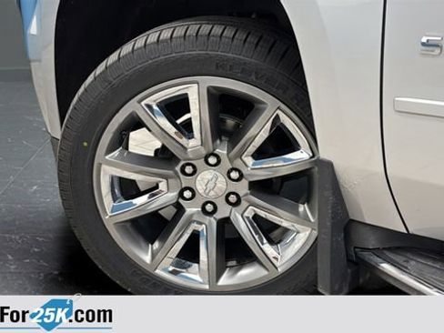Used 2016 Chevrolet Suburban LTZ AWD/4WD image 41