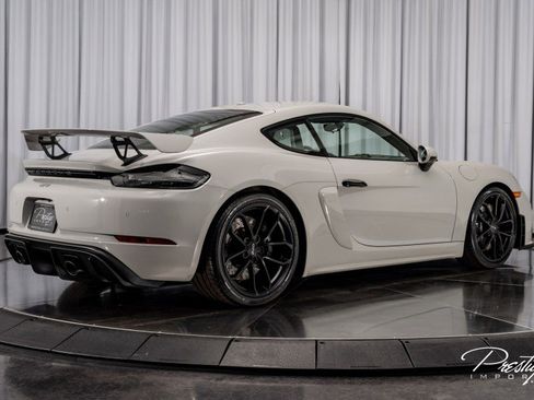 Used 2020 Porsche 718 Cayman GT4 image 16