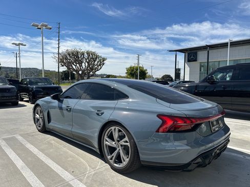 Used 2023 Audi e-tron GT Premium Plus image 4