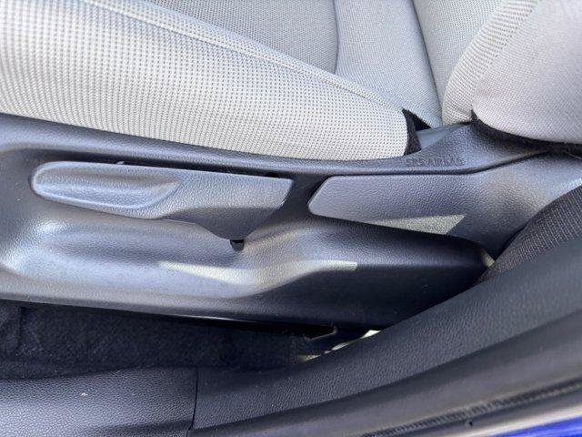 Used 2025 Toyota Corolla Cross LE w/ Moonroof Package AWD/4WD image 17