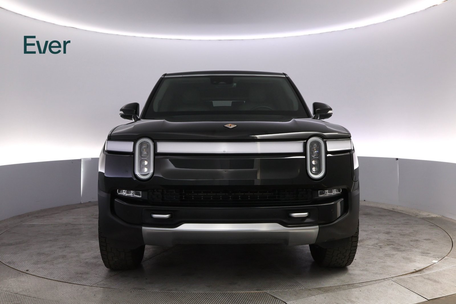 Used 2024 Rivian R1S Adventure Dual AWD/4WD image 12