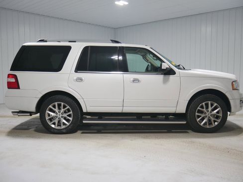 Used 2017 Ford Expedition Limited w/ Equipment Group 301A image 4