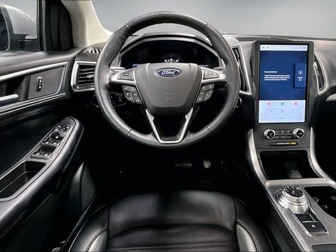 Used 2024 Ford Edge SEL w/ Convenience Package AWD/4WD image 10