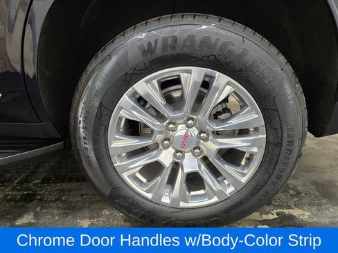 Used 2023 GMC Yukon Denali image 12