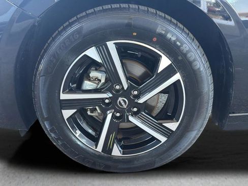 Certified 2025 Nissan Sentra SV FWD image 27