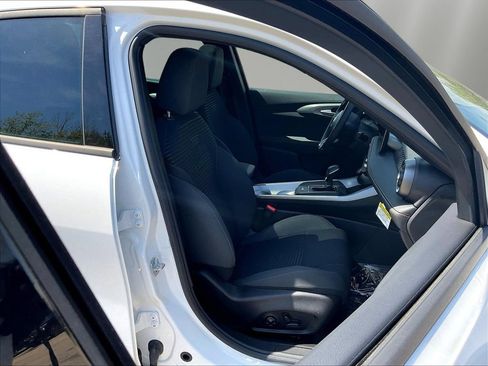 New 2025 Alfa Romeo Tonale AWD/4WD image 11