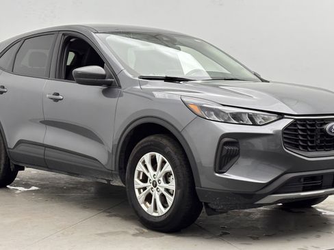 Used 2025 Ford Escape Active image 3