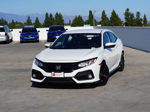 Used 2019 Honda Civic Sport image 4