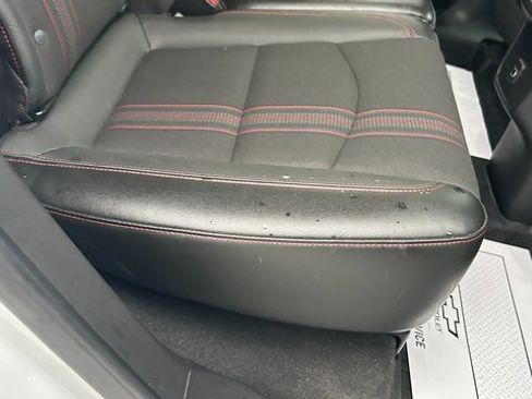 Certified 2022 Chevrolet Equinox RS w/ LPO, Floor Liner Package image 52