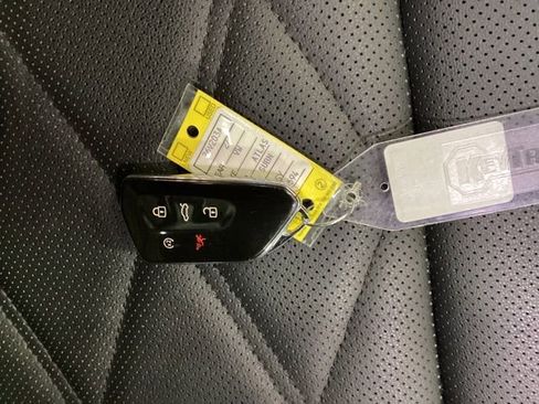 Used 2024 Volkswagen Atlas Cross Sport SE w/ Adventure Package image 24