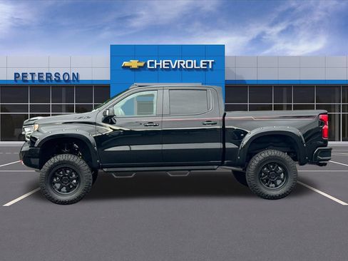 Used 2024 Chevrolet Silverado 1500 ZR2 AWD/4WD image 7