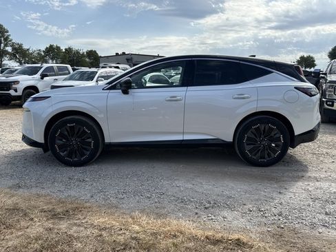 Certified 2026 Nissan Murano Platinum w/ Cargo Package AWD/4WD image 3