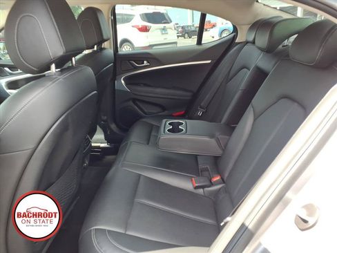 Used 2023 Genesis G70 2.0T AWD/4WD image 28