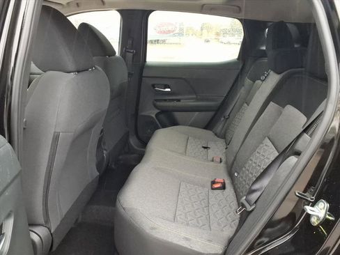 New 2026 Nissan Kicks SV w/ SV Premium Package image 29