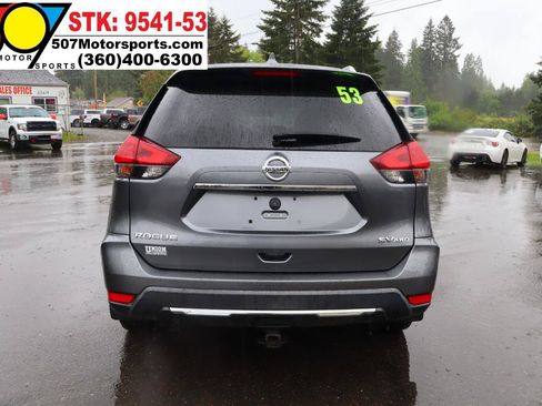 Used 2018 Nissan Rogue SV AWD/4WD image 8