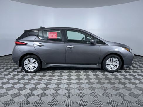 Certified 2025 Nissan Leaf S FWD image 10